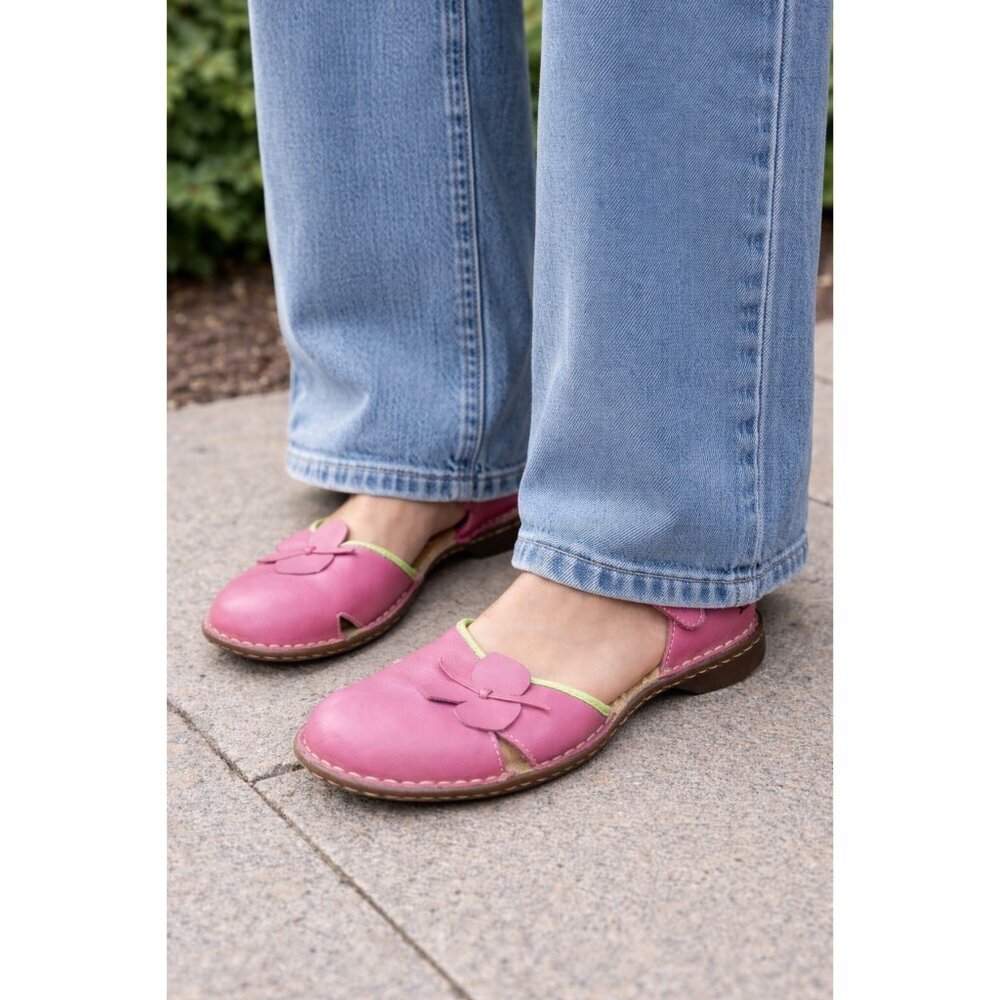 Born Pink Leather Mary Jane Shoes Womens Size 8.5 /40 Floral Comfort Casual Flat